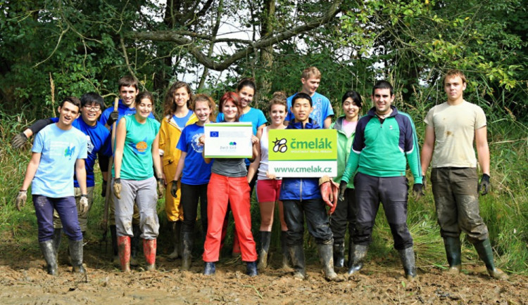 Mokřady a prales u Liberce přijedou udržovat dobrovolníci z celého světa