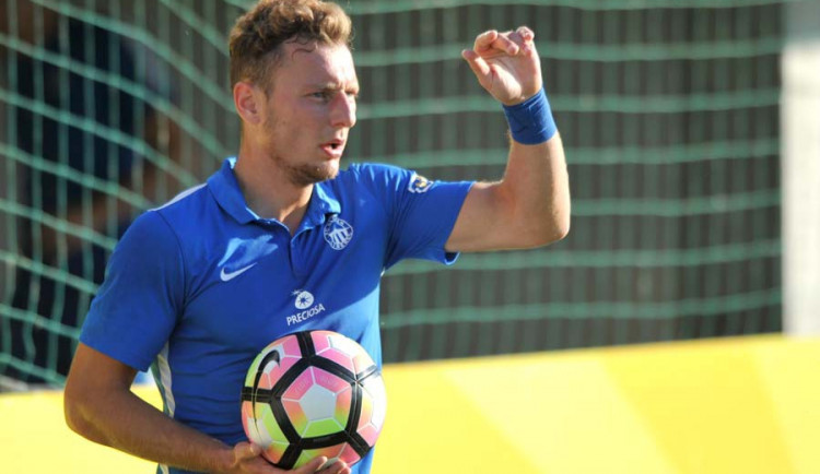 Vladimír Coufal bude zřejmě v základu.