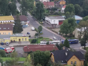 Další střet tramvaje s osobákem ve Vratislavicích. Řidič odbočoval těsně před soupravou