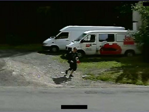 Poznáváte tohohle muže? Policisté by sis s ním rádi promluvili