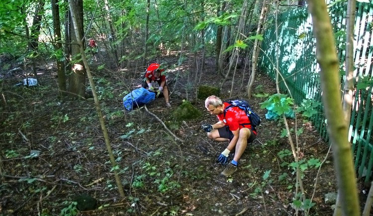 Dobrovolníci vyčistili okolí Ruprechtického potoka