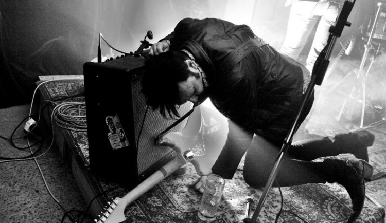 Pět kapel, promítání i vege občerstvení. V sobotu do centra na Stamina fest