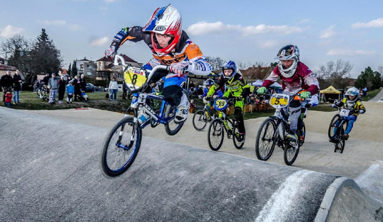 Bývalé koupaliště ve Frýdlantu se promění v bikrosový areál