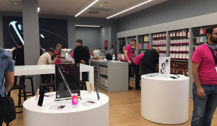 Sedmá prodejna iWant se otevřela v Liberci!