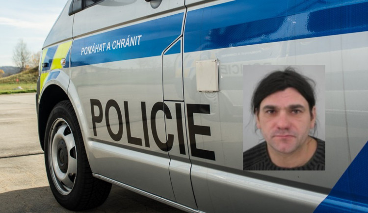 Tři roky se vyhýbá vězení. Policie se obrací na veřejnost s žádostí o pomoc při pátrání