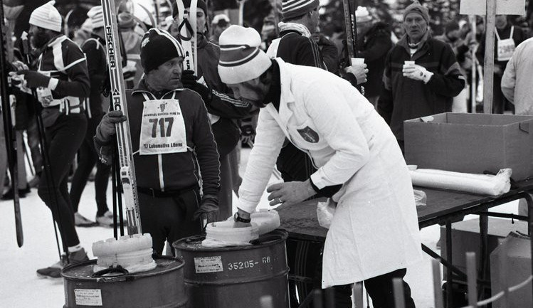 FOTO: Zakladatelé Jizerské 50 se podělili o své vzpomínky na unikátní výstavě v Jablonci