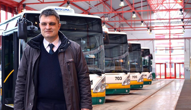 Dopravní podnik plánuje nákup skoro dvou desítek nových autobusů