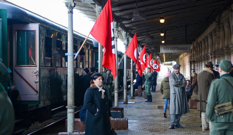 Do Liberce se opět vrací filmaři. Natáčet budou na nádraží, radnici i Masaryčce