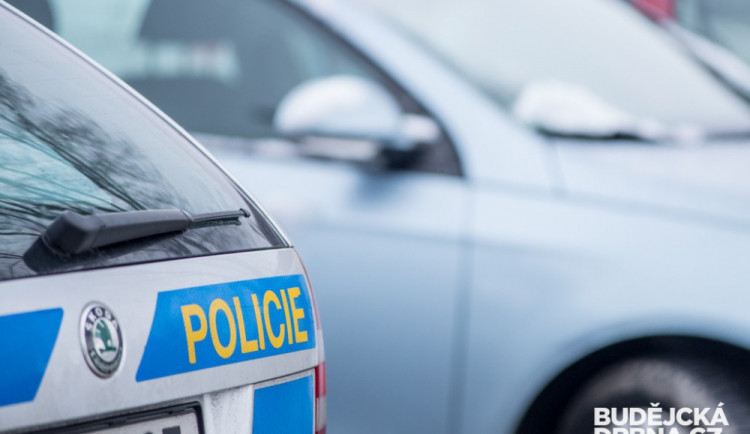 Policisté hledají řidiče, který ve Stráži nad Nisou srazil chodce a z místa nehody ujel