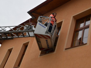 Hasiči evakuovali ze základy ve Světlé pod Ještědem skoro tři desítky dětí