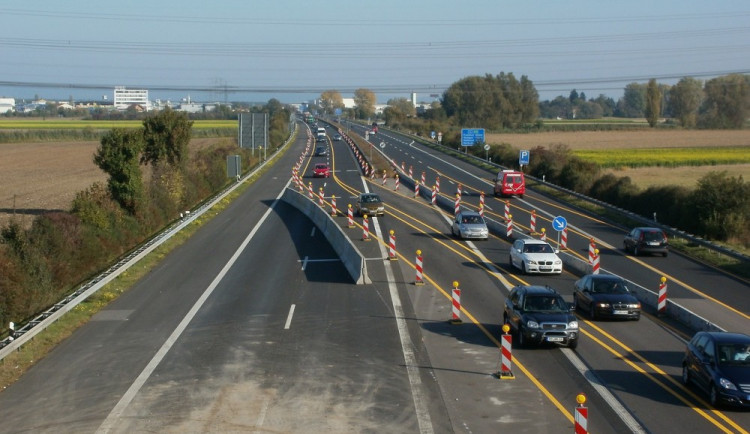 Většina letošních oprav silnic v Libereckém kraji už je hotova