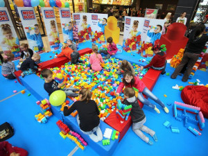 Za nákupy do Géčka