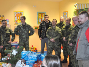 Na dětském oddělení liberecké nemocnice se již nadělovaly dárky