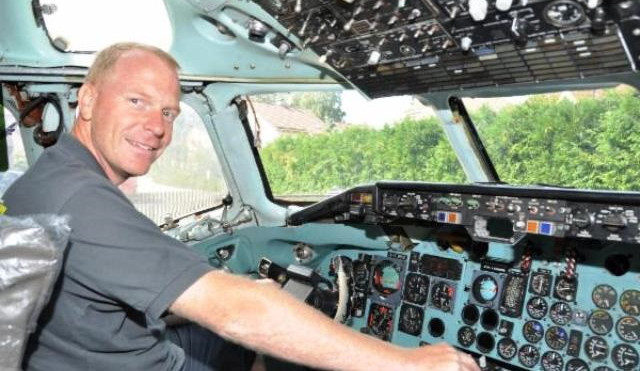 V Liberci přestavují kokpit dopravního letadla na simulátor. Podpořit tvůrce můžete i vy