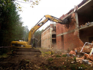 V Ralsku skončila demolice kulturního domu sovětské armády