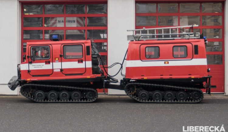 Speciální pásové vozidlo Hägglunds