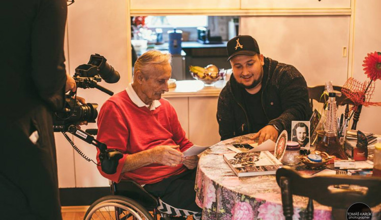 VIDEO: V novém singlu Jakuba Děkana se skrývá možná víc, než se na první pohled zdá