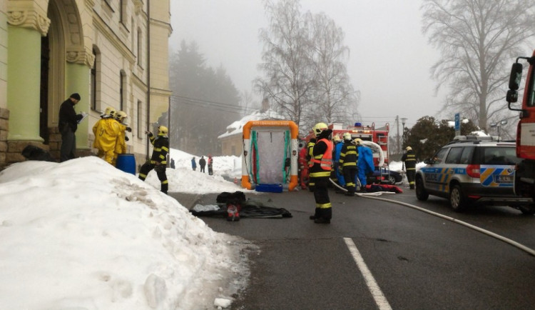 Na úřadě v Tanvaldě probíhal zásah.