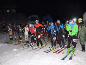 Padesátka skialpinistů se utkala v nočním závodě. Převýšení 800 metrů zvládl nejlépe Radek Groh