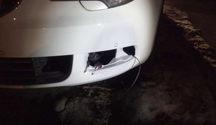 Auto očesané o mlhovky