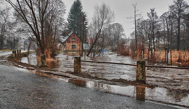 Rozvodněná Svitávka v Lindavě