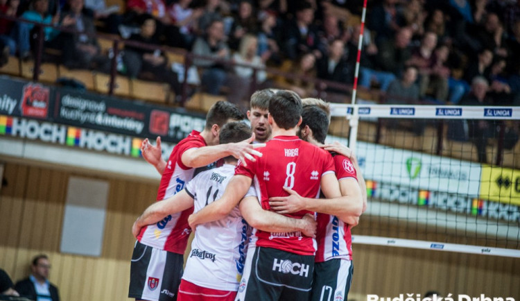 Ostrava takřka nevzdorovala, Jihočeši začnou play-off doma