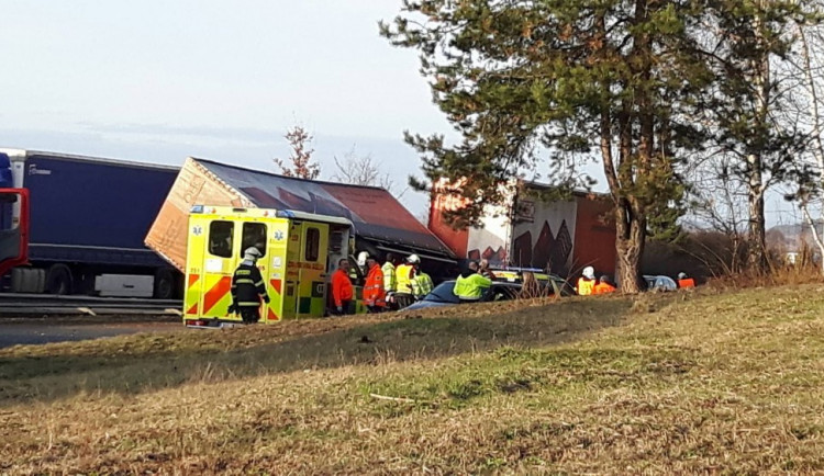 Nehoda nákladního automobilu