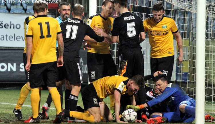 Dynamo ztratilo vedení v 87. minutě. O body se tak muselo podělit