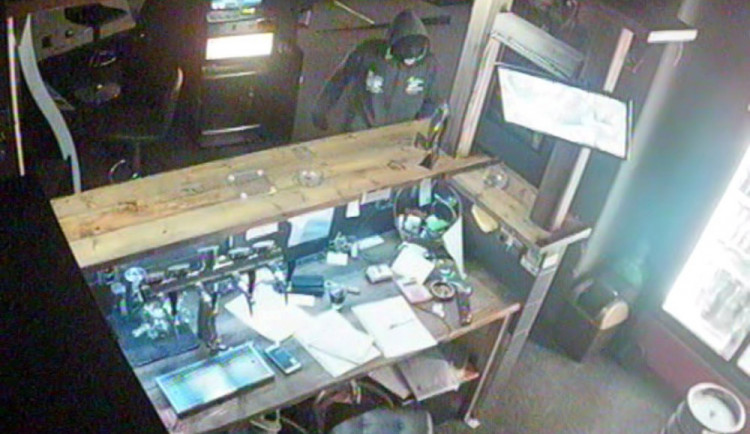 Kriminalisté objasnili lednovou loupež v herně v Tanvaldu