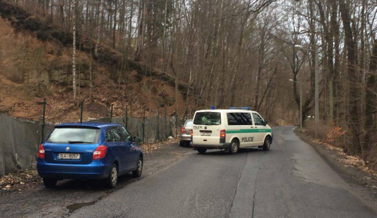 Na tomto místě našli bezvládné tělo.