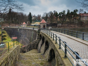 Liberec na přehradě opraví promenádní cestu a přilehlé parky