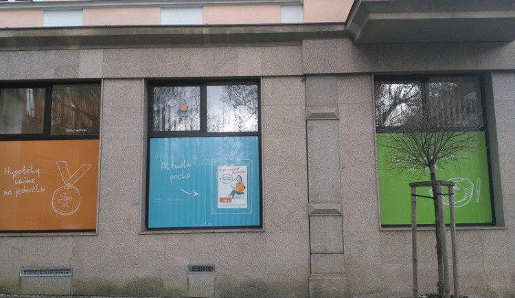 Půjčku od lidí si osobně zařídíte i v Liberci. Zonky začal spolupracovat s Chytrým Honzou