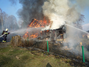 Ve Smržovce lehla popelem stodola, škoda je 700 tisíc korun