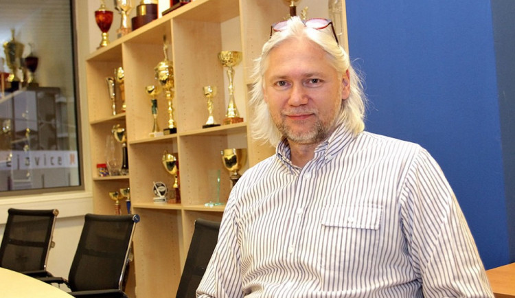 Motor se ohrazuje proti tvrzení karlovarského klubu