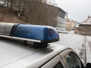 Řidič ve Vratislavicích srazil chodce a od nehody ujel. Hledá ho policie