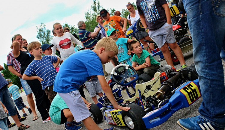 Kartingová akademie ÚAMK pokračuje o velikonočních prázdninách