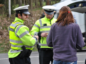Prodloužený velikonoční víkend ve znamení kontrol na silnicích.