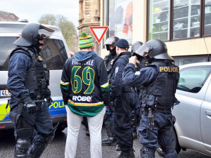 Vsetínské hokejisty přijely na sever Čech podpořit stovky příznivců, Baníkovci problémy nedělali