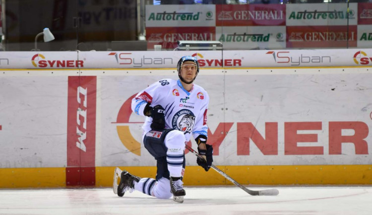 Nezvládli jsme udržet vedení a dostali smolné góly, mrzelo Bulíře