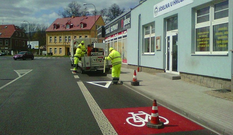 Horákovku lemuje nový cyklopruh, podmínky pro cyklisty v Liberci se i tak zlepšily jen mírně