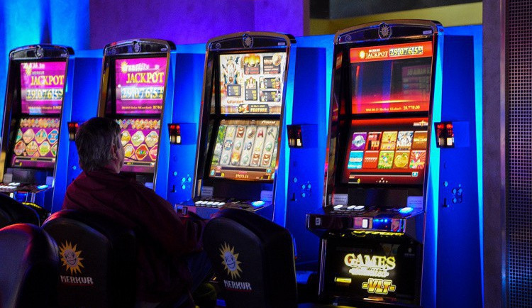 Zastupitelé Liberce odmítli zrušit nulovou toleranci hazardu