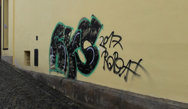 Posprejovaná fasáda