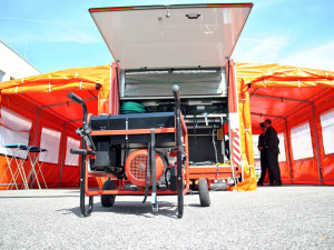 Multifunkční kontejner hasiči připraví za pět hodin.