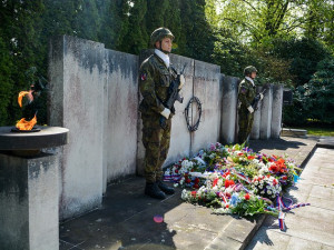 Lidé si připomněli konec druhé světové války.