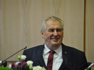 Miloš Zeman pokračuje v návštěvě Libereckého kraje. Ve středu navštíví Jilemnici i Železný Brod