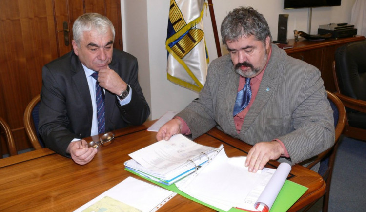 Jiří Vosecký (vlevo) a Michael Canov (vpravo)