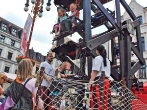 Jarmark před radnicí.