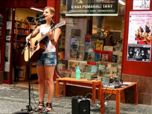 Ulice Liberce budou ve středu patřit hudebníkům. Vystoupí také umělci z Faerských ostrovů i Dánska