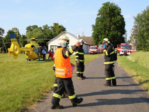 Poblíž Hodkovic nad Mohelkou spadl větroň, pilot se vážně zranil.