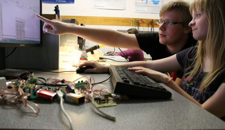 Letní dětská univerzita 2016.